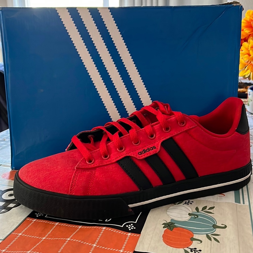 Adidas Daily 3.0 Size 11 1/2